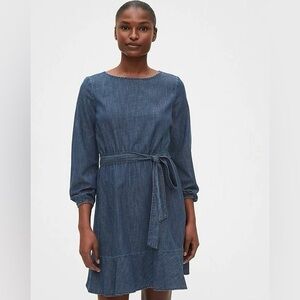 NWT Gap Denim Tie Waist Dress Size 2 Long Sleeve Chambray